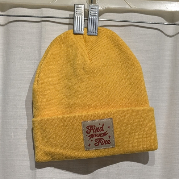 Women's Beanie " Find Your Fire" NWOT - Picture 5 of 5